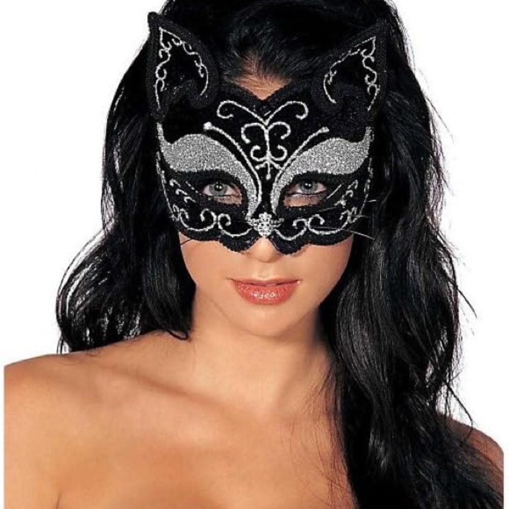 Jacobson Hat Co Feline with Whiskers Halloween Costume Cat Mask